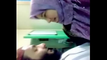 Paki Girl With Molvi